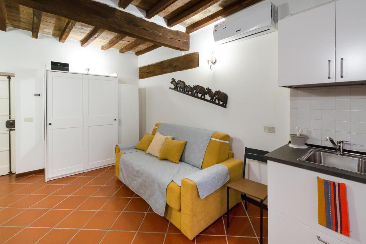 Apartament Parma Portici Antichi Monolocale A 5 Min Dal Duomo Zewnętrze zdjęcie
