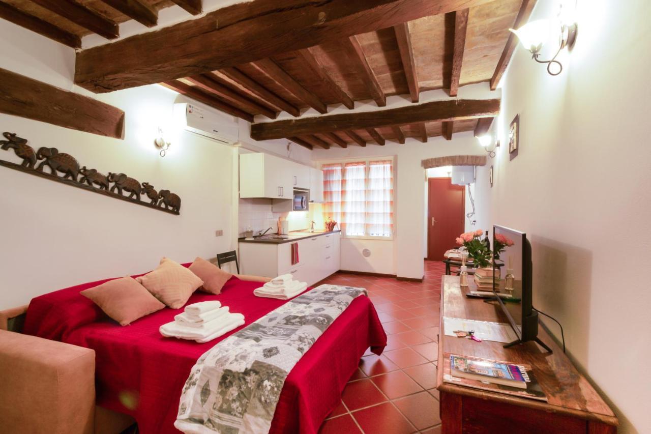 Apartament Parma Portici Antichi Monolocale A 5 Min Dal Duomo Zewnętrze zdjęcie